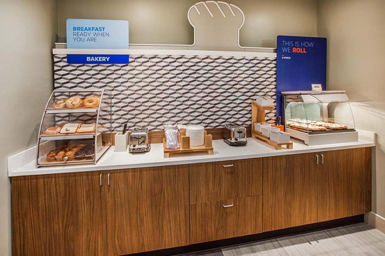 Holiday Inn Express Hotel & Suites Hot Springs By Ihg Dış mekan fotoğraf